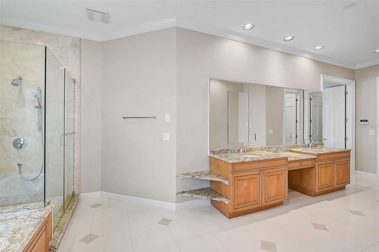 OAKS 2 PH 2 - Residential