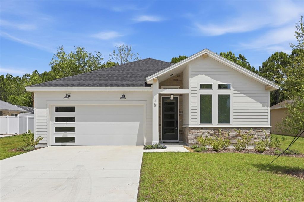 Photo of 15 Ulmus Place, Palm Coast, FL 32164 (MLS # FC317699)