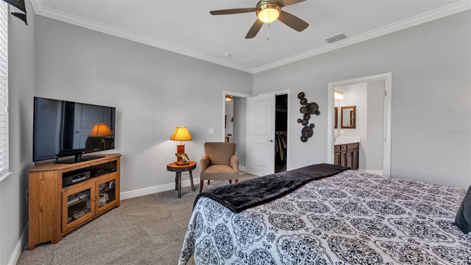 TRADITIONS PH 02 - Residential