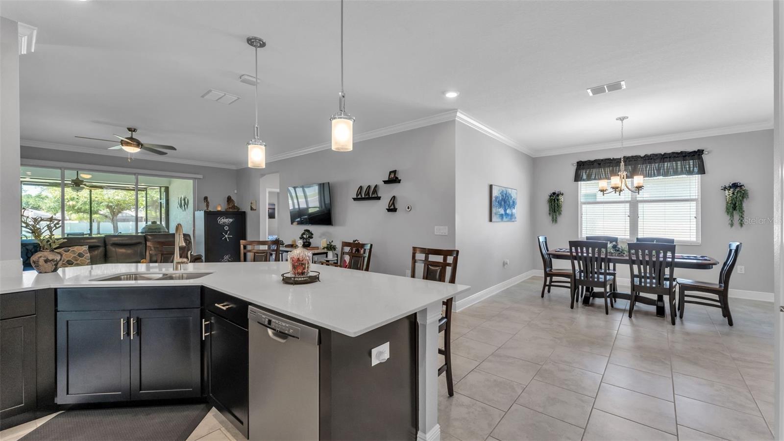 TRADITIONS PH 02 - Residential