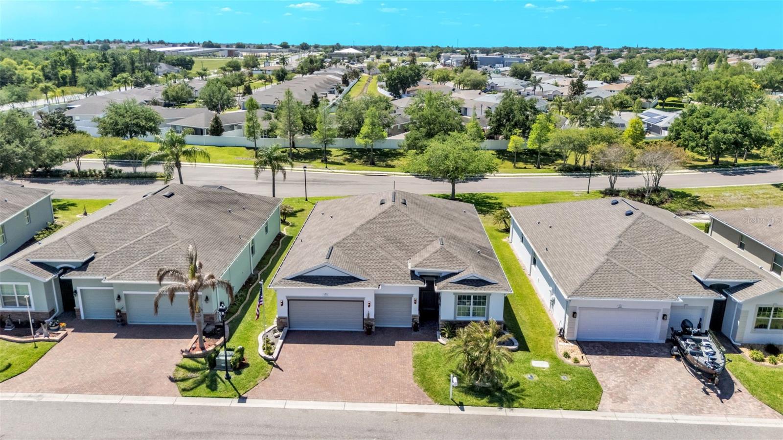 TRADITIONS PH 02 - Residential