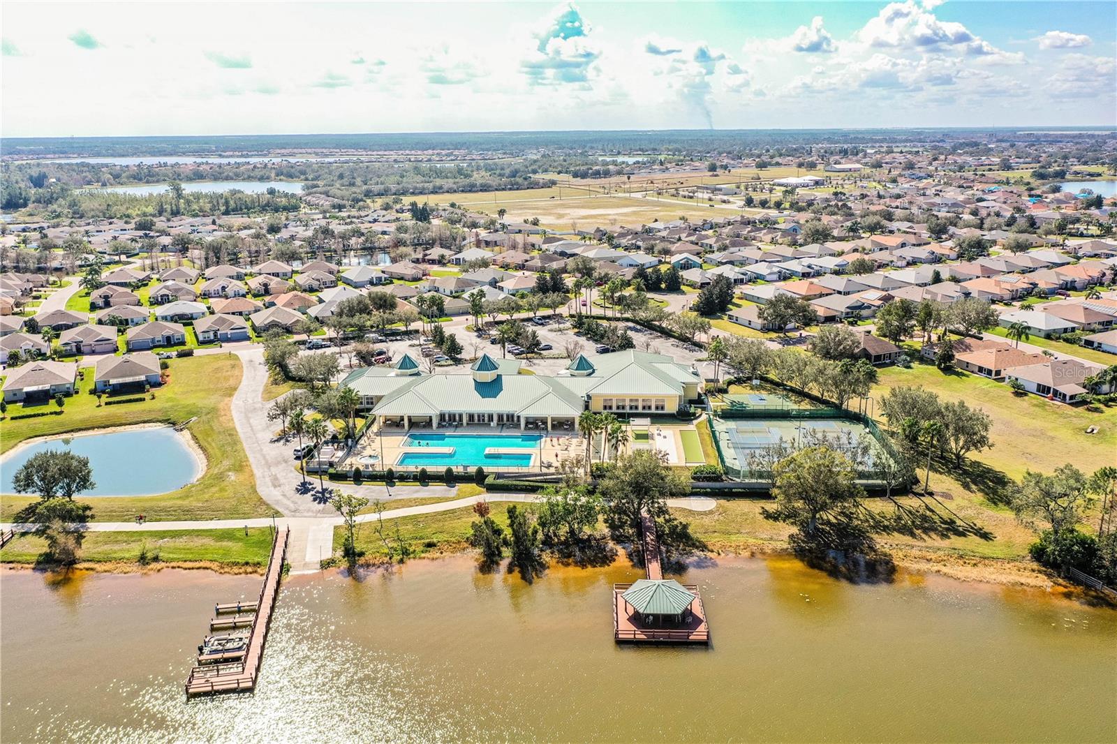 TRADITIONS PH 02 - Residential