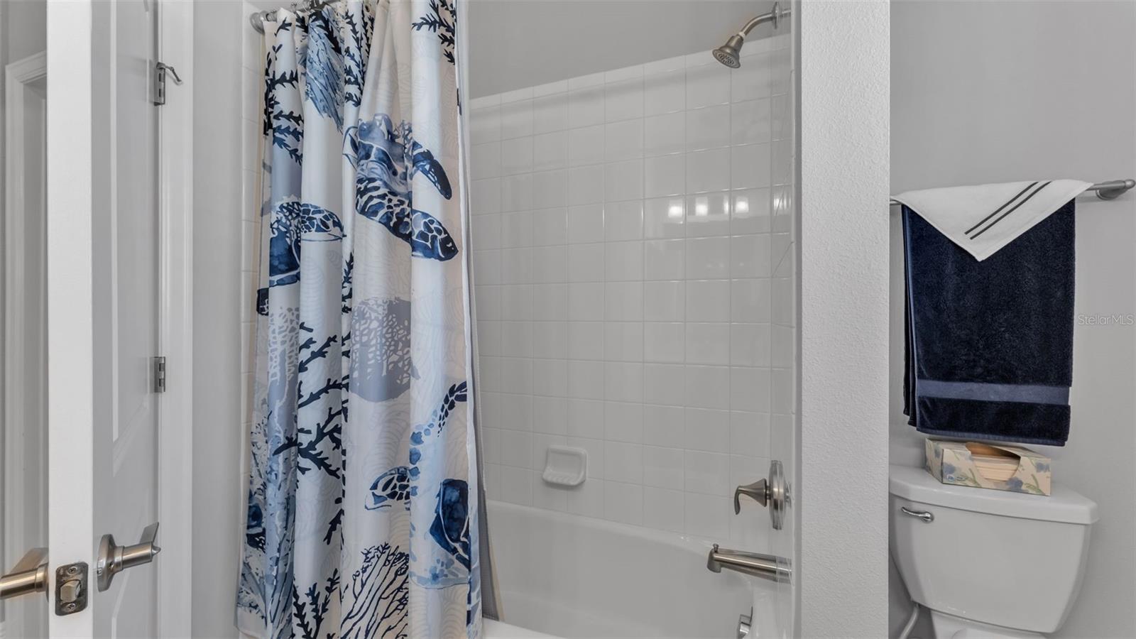 TRADITIONS PH 02 - Residential