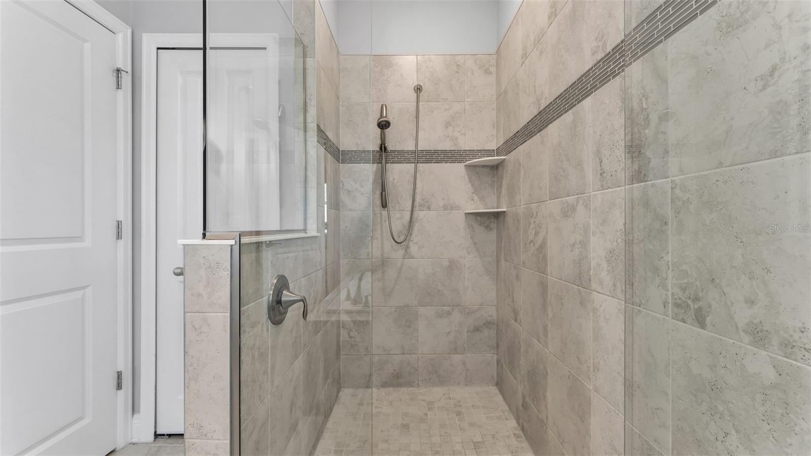 TRADITIONS PH 02 - Residential