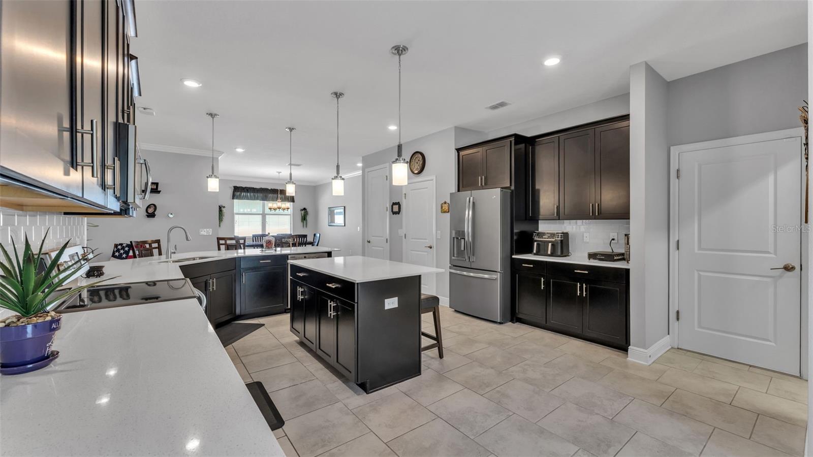 TRADITIONS PH 02 - Residential