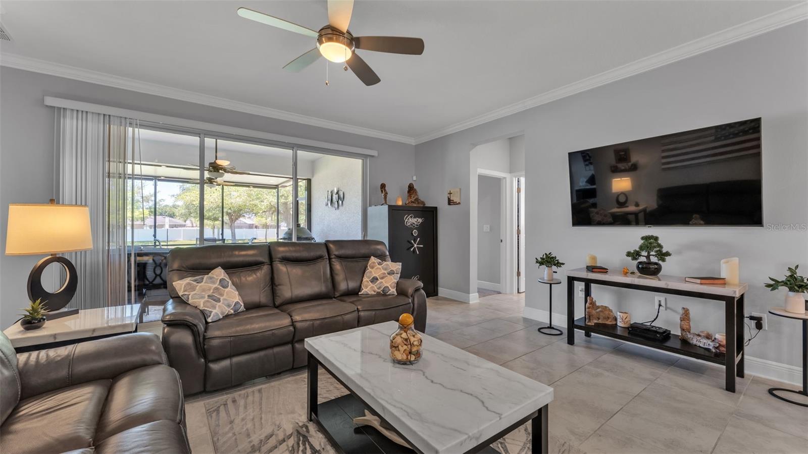 TRADITIONS PH 02 - Residential