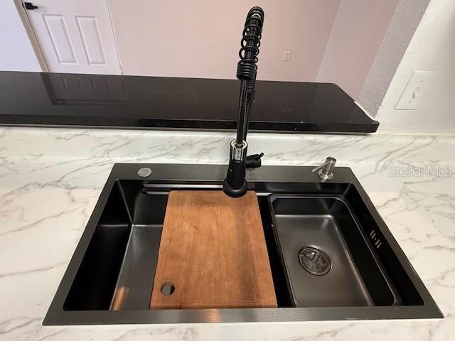 MIRIADA CONDO BLDG 2059 - Residential