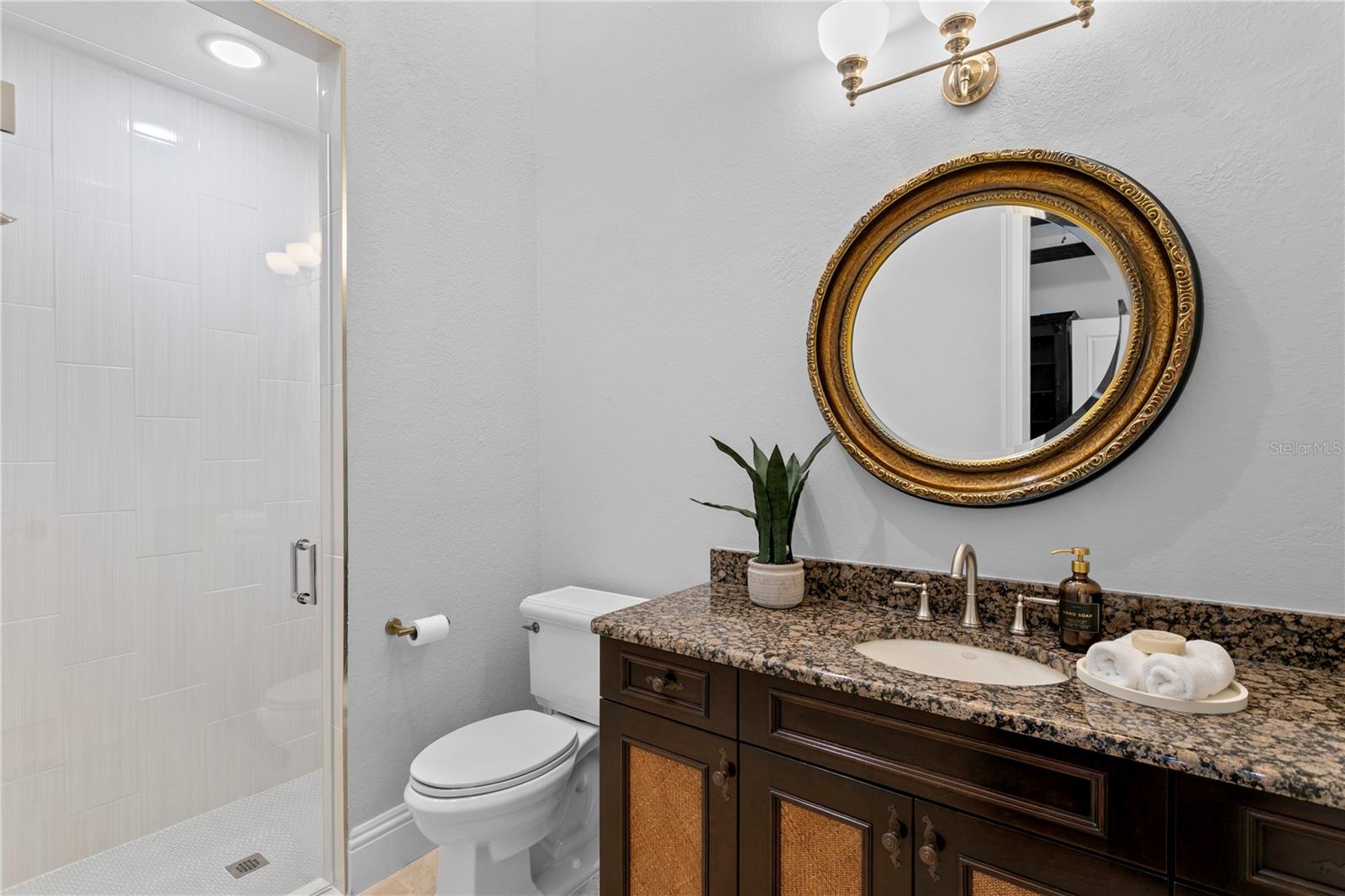 WESTSHORE YACHT CLUB PH 1 - Residential