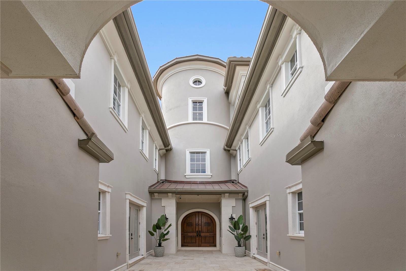 WESTSHORE YACHT CLUB PH 1 - Residential