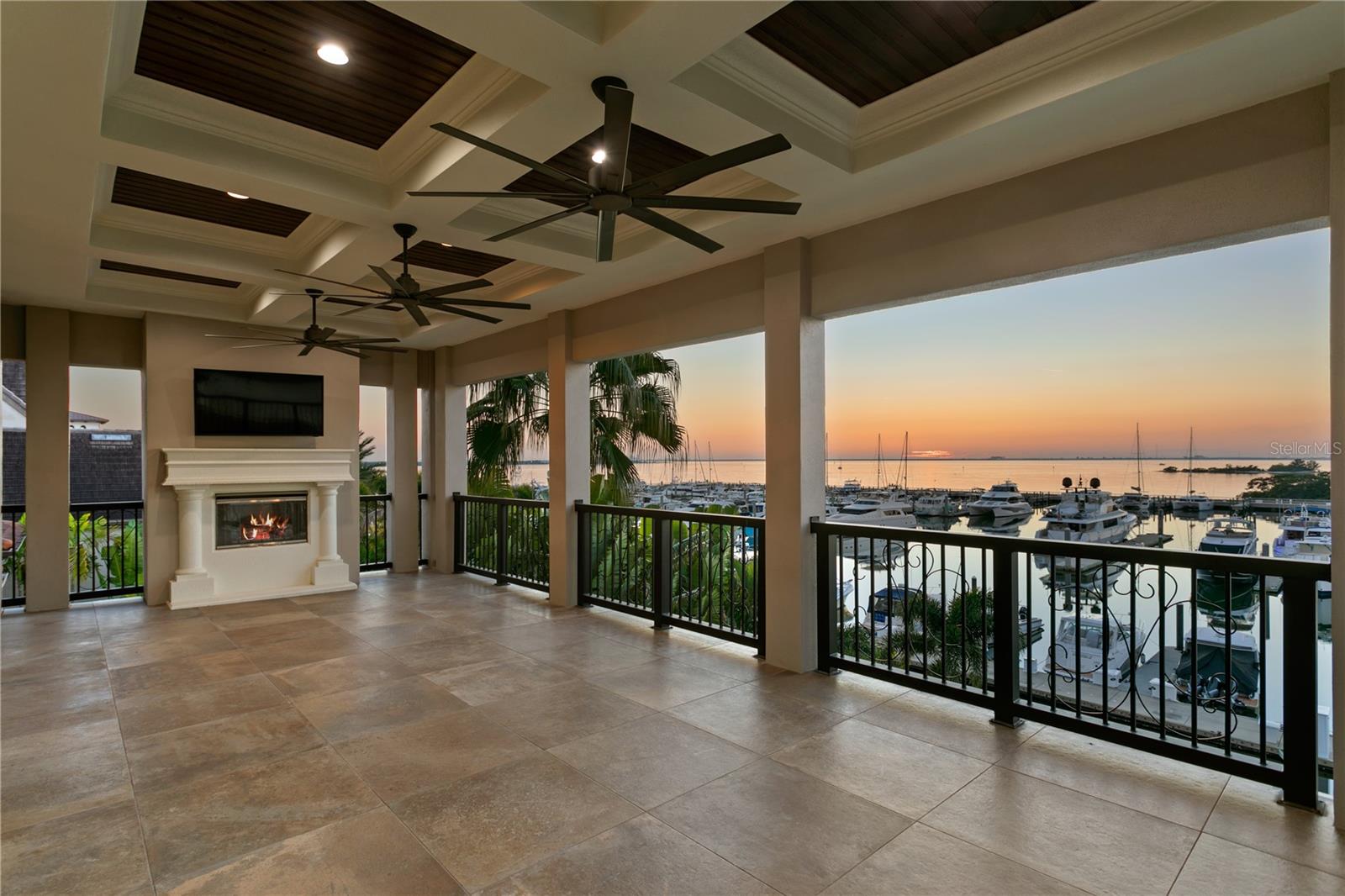 WESTSHORE YACHT CLUB PH 1 - Residential