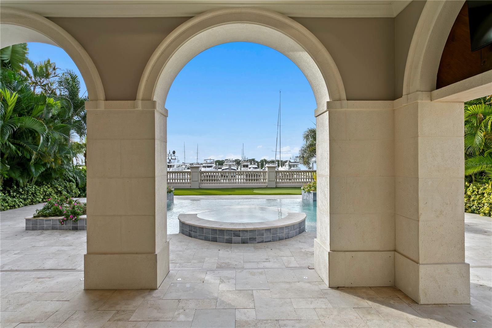 WESTSHORE YACHT CLUB PH 1 - Residential