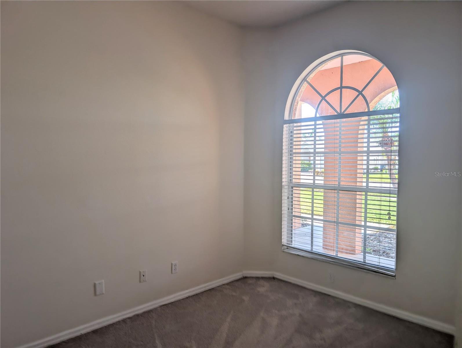 HUNTINGTON POINTE - Residential Lease