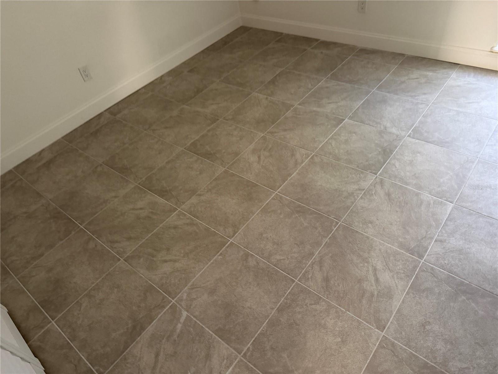 GREENFIELDS 01 - Residential Income