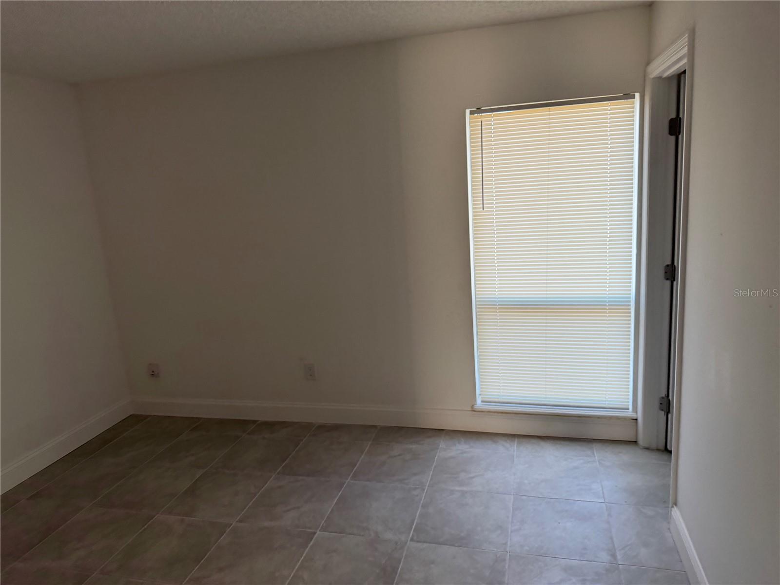 GREENFIELDS 01 - Residential Income