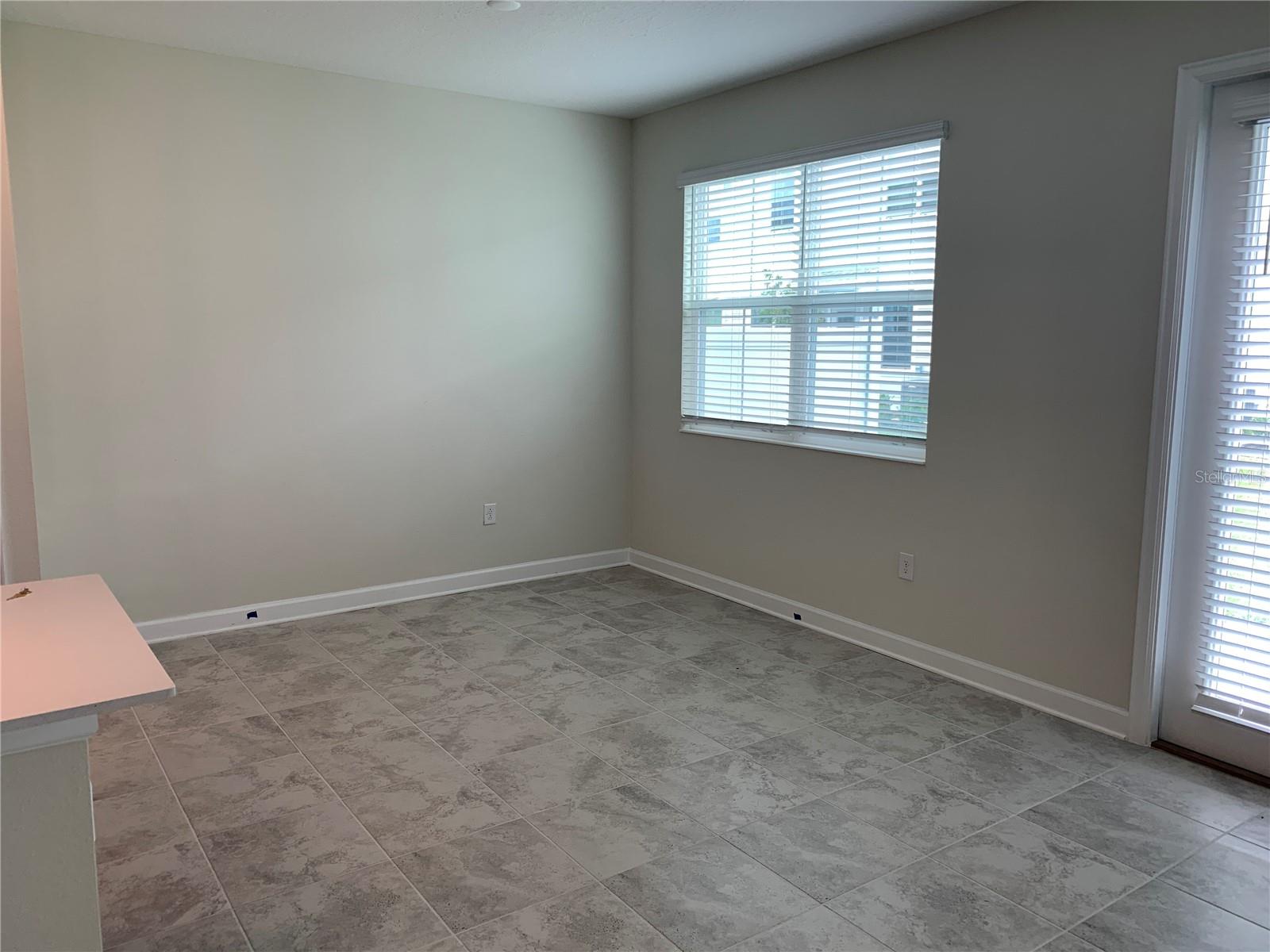 STOREY LAKE TR K - Residential Lease