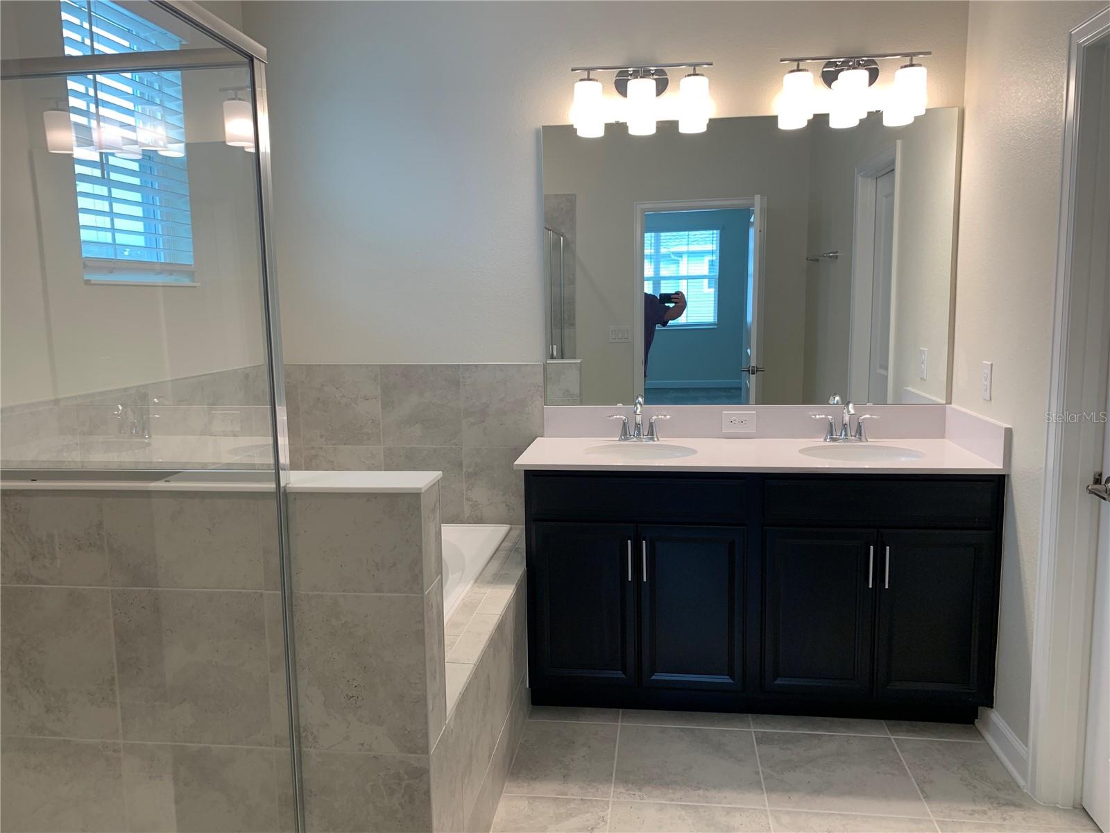 STOREY LAKE TR K - Residential Lease