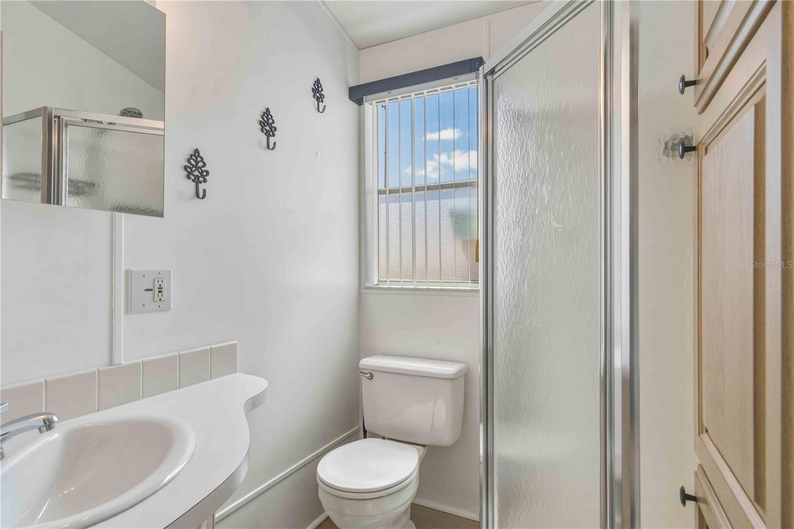 HOLIDAY TRAVEL PARK ENGLEWOOD - Residential