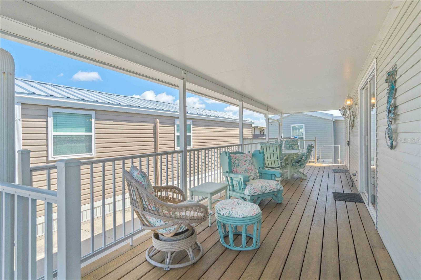 HOLIDAY TRAVEL PARK ENGLEWOOD - Residential