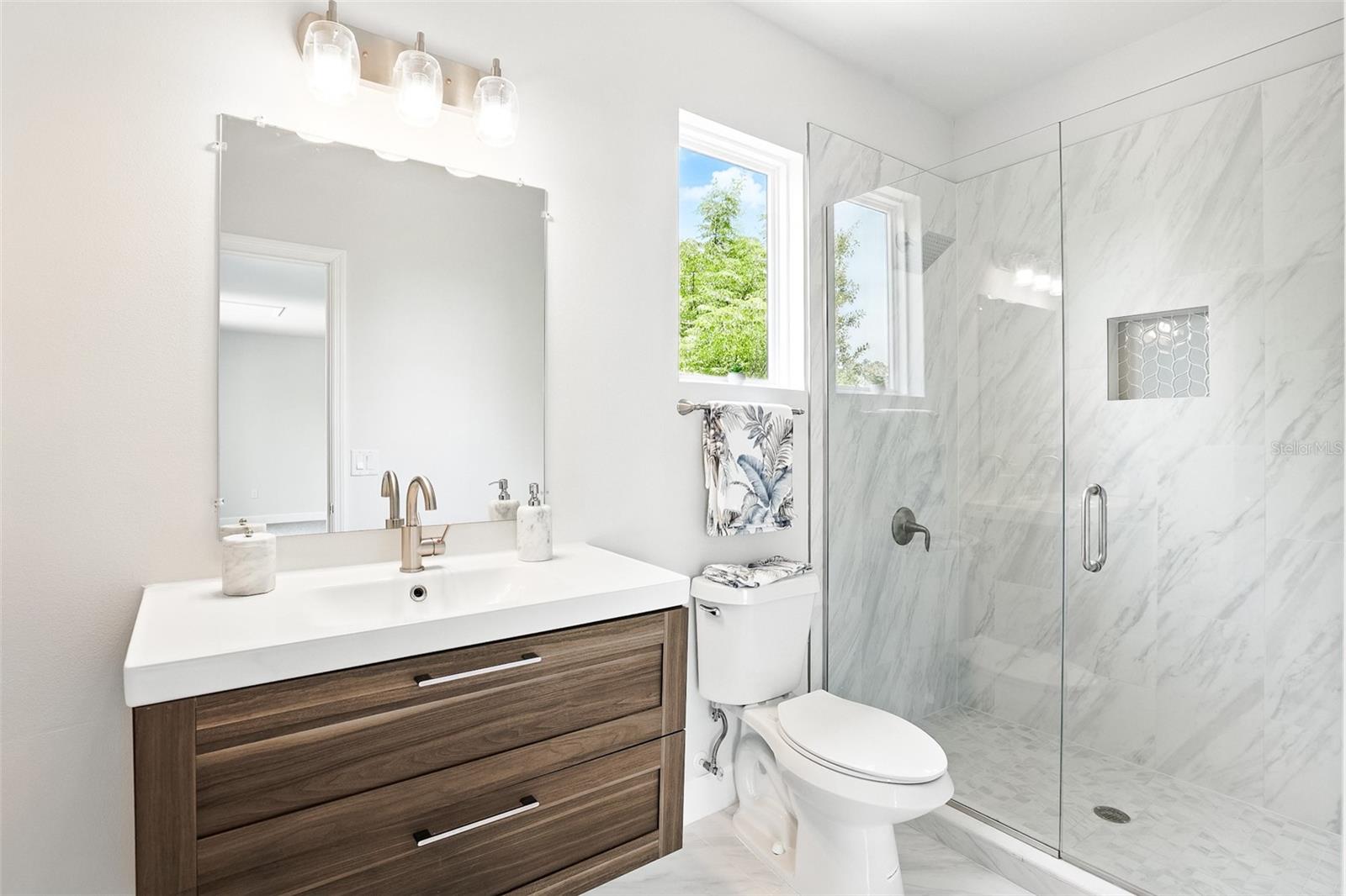 BAY LAKE RANCH UNIT THREE - Residential