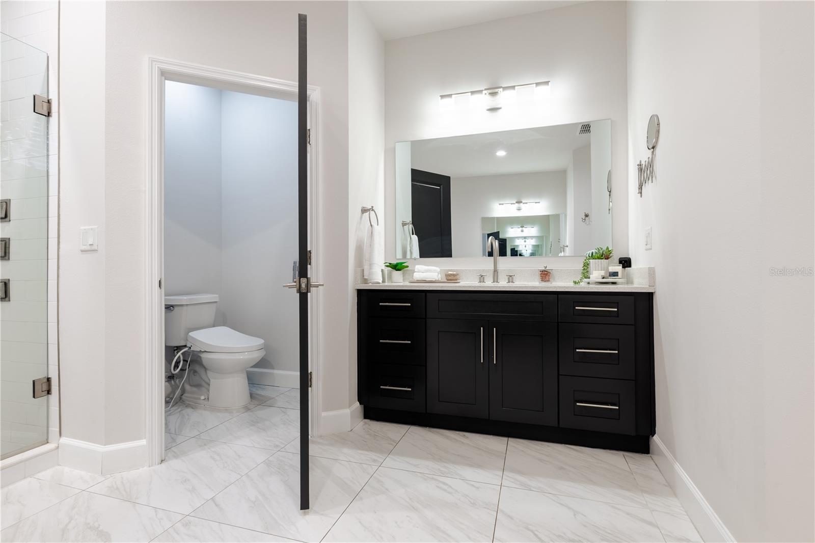 BAY LAKE RANCH UNIT THREE - Residential