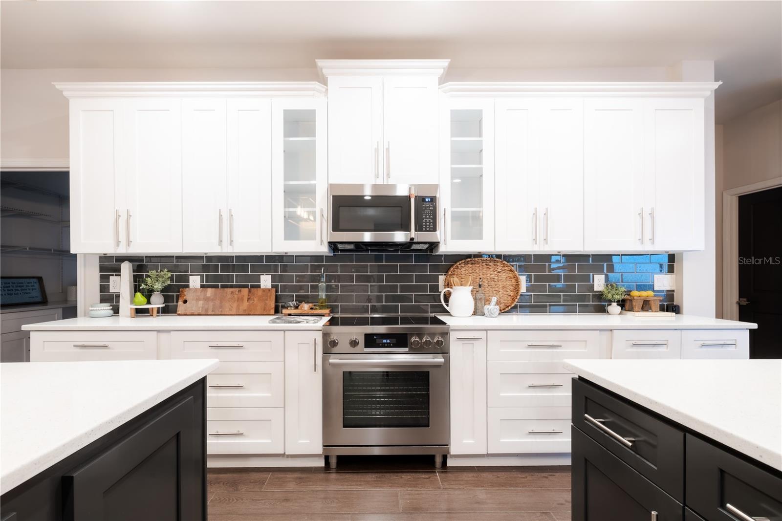 BAY LAKE RANCH UNIT THREE - Residential