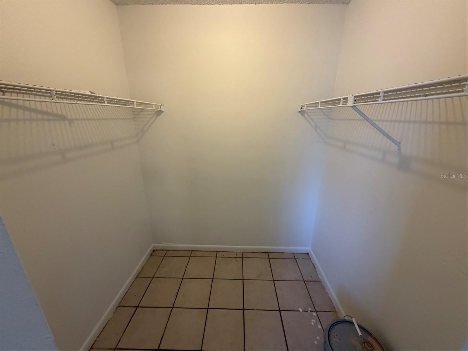 5225 VIA HACIENDA CIRCLE B114