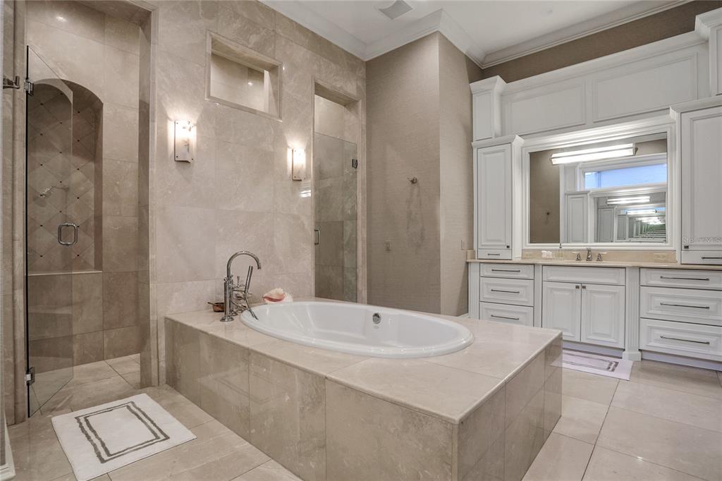 HIGHLANDS AT LAKE CONWAY - Residential