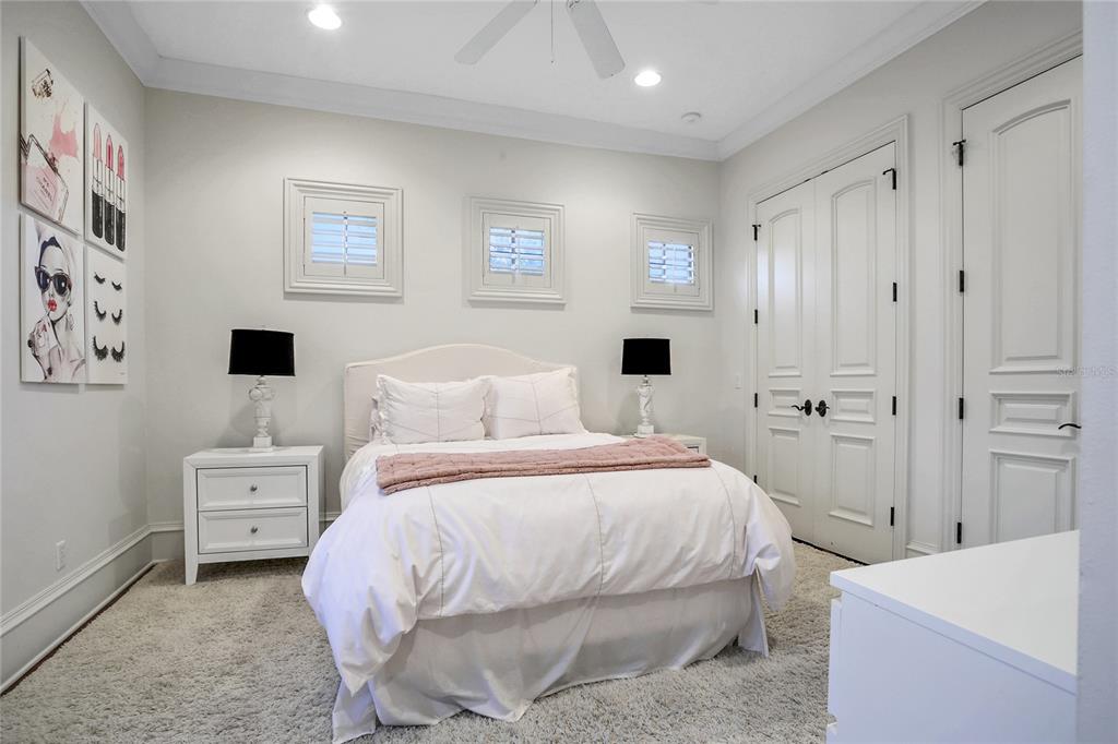 HIGHLANDS AT LAKE CONWAY - Residential