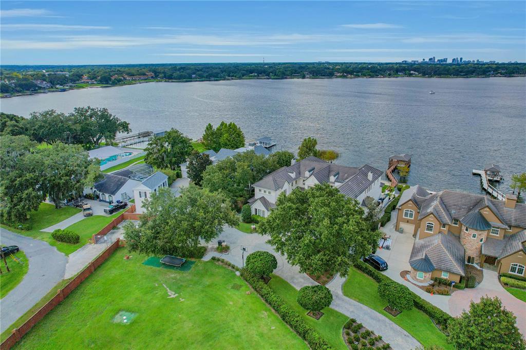HIGHLANDS AT LAKE CONWAY - Residential