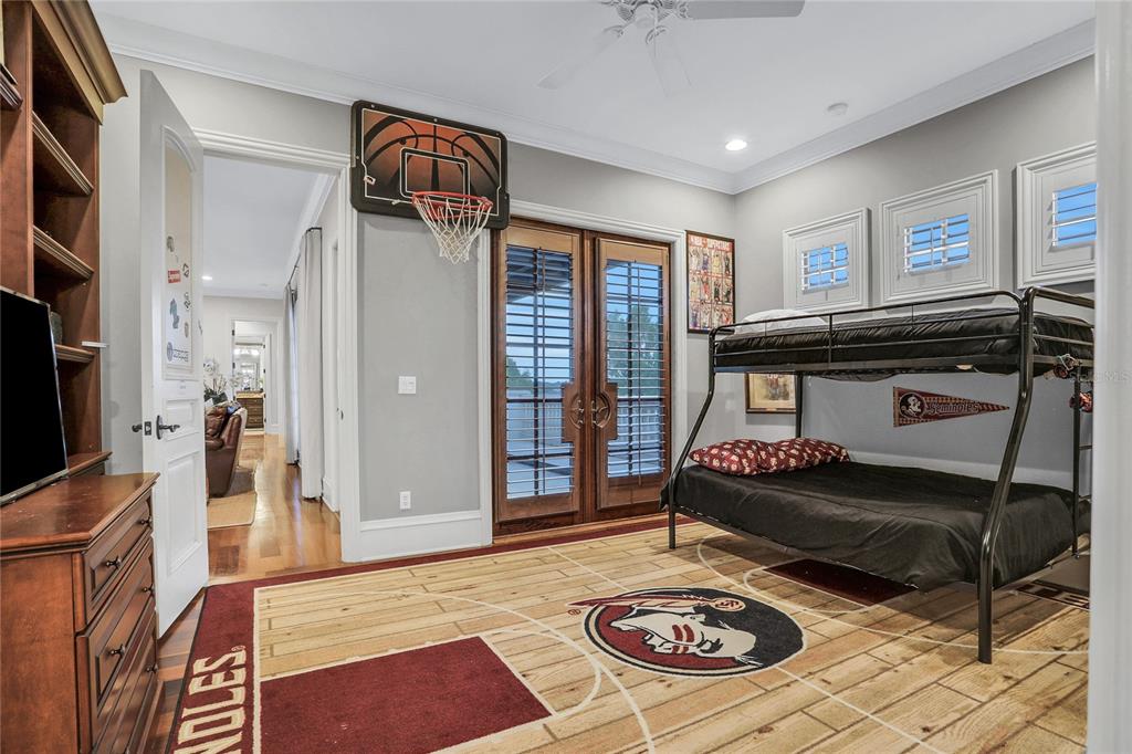 HIGHLANDS AT LAKE CONWAY - Residential