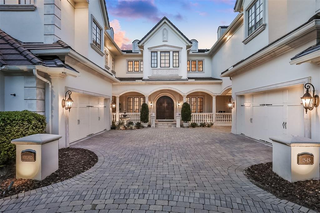 HIGHLANDS AT LAKE CONWAY - Residential