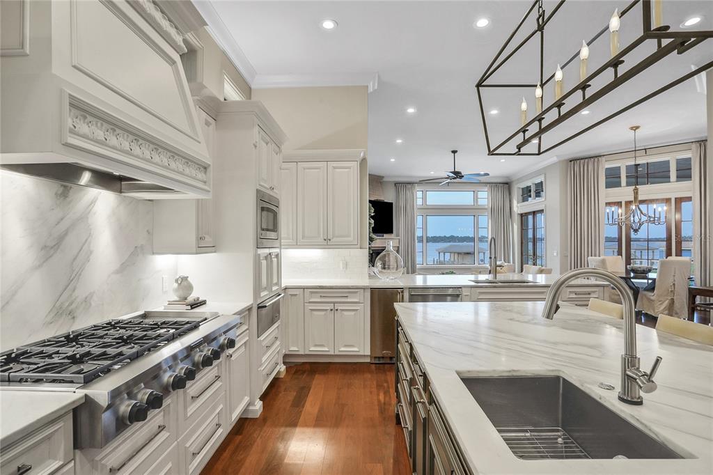 HIGHLANDS AT LAKE CONWAY - Residential