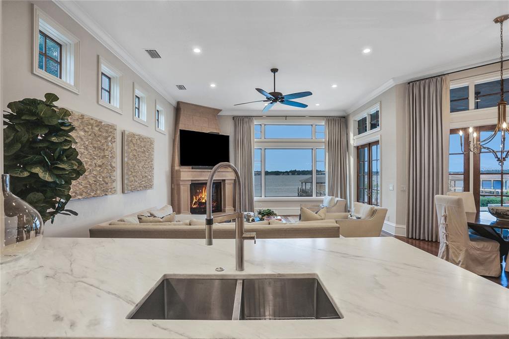 HIGHLANDS AT LAKE CONWAY - Residential