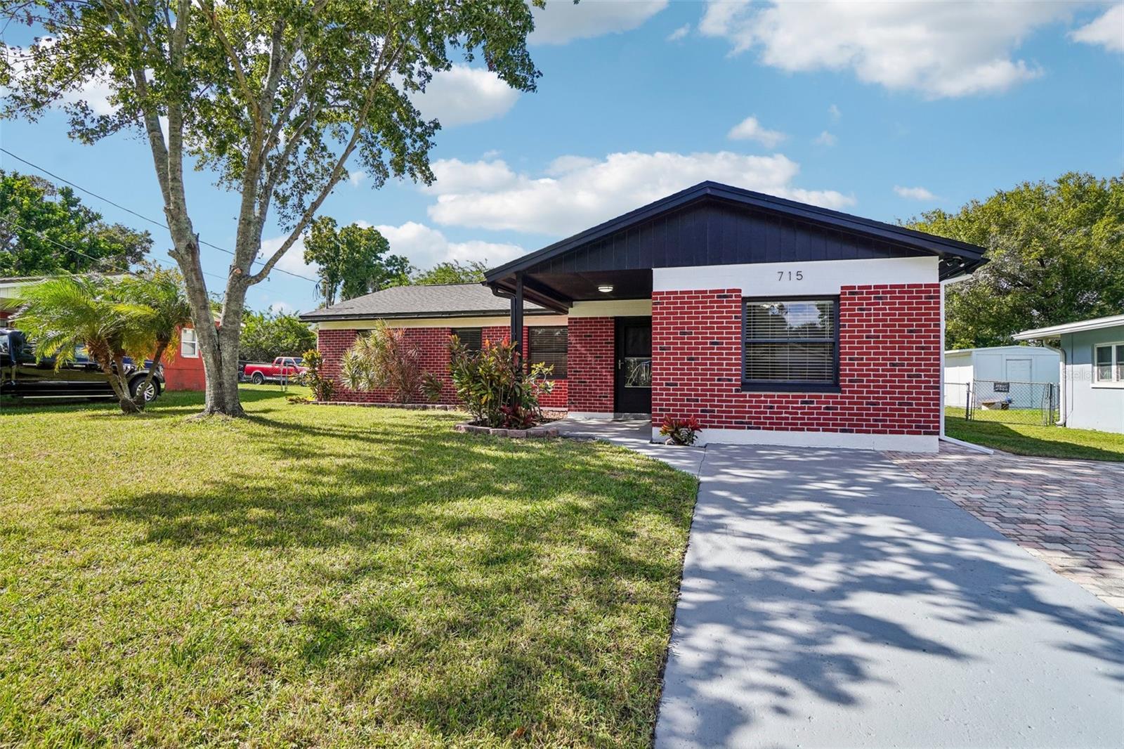 715 PAPAYA DRIVE