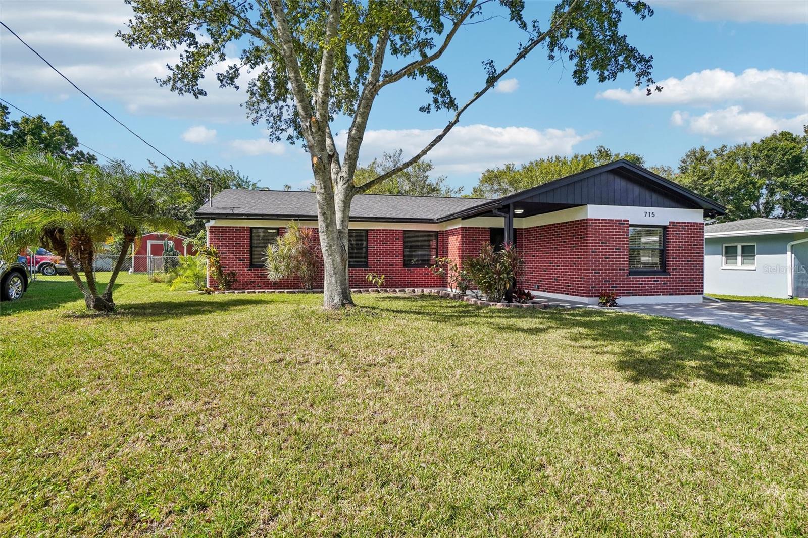 715 PAPAYA DRIVE