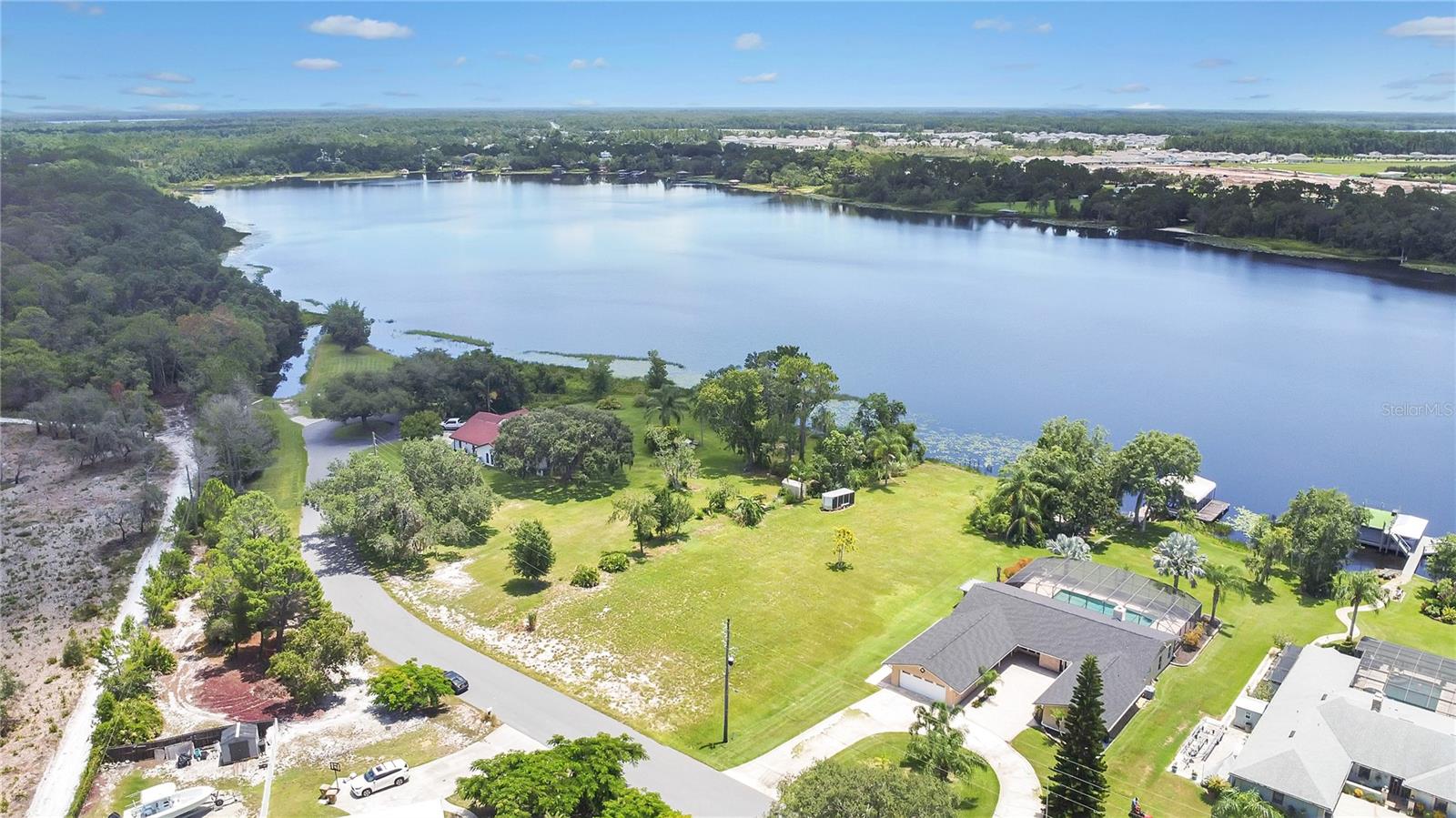 BAY LAKE ESTATES - Land