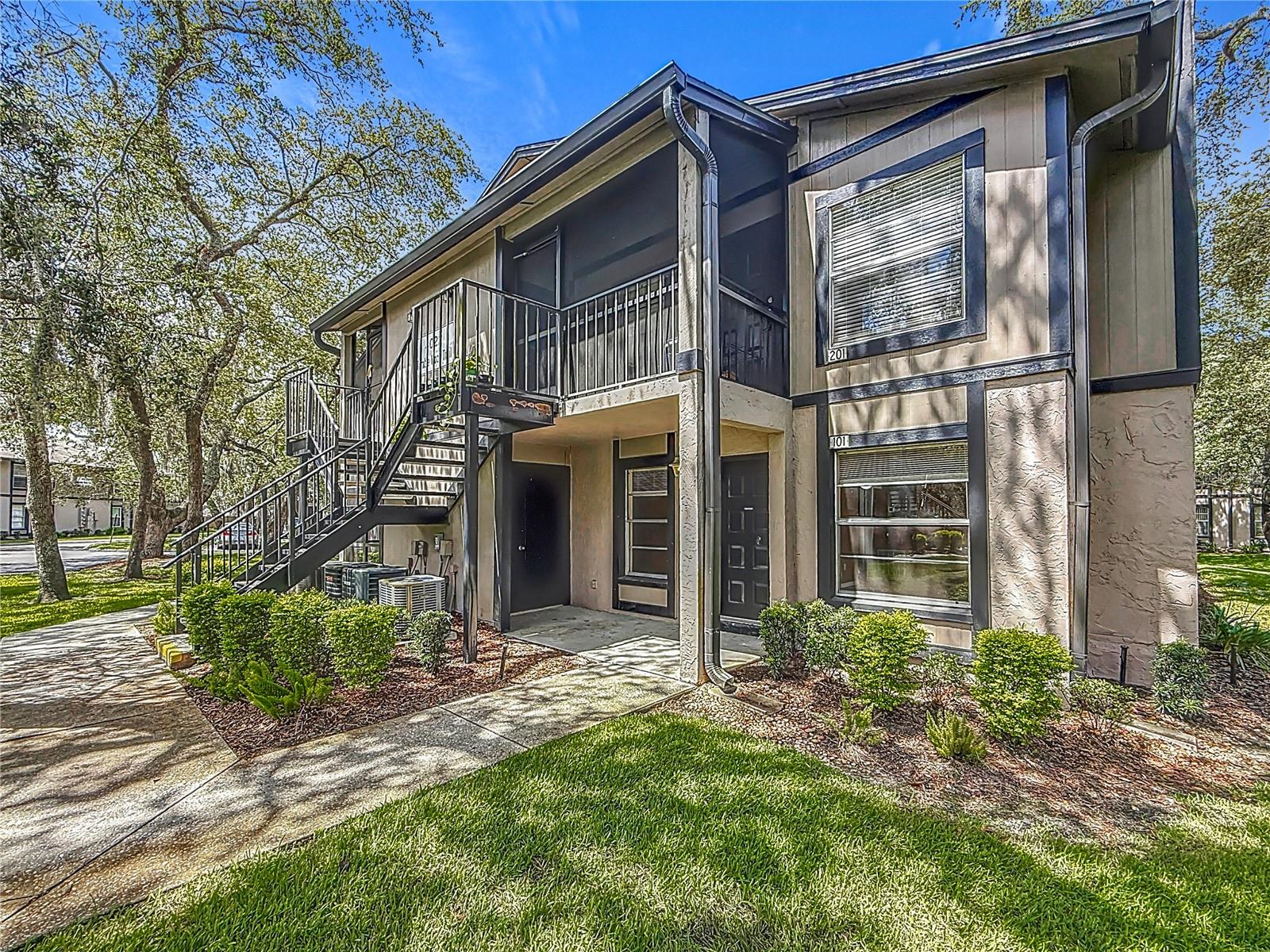 4022 TUMBLE WOOD TRAIL 101