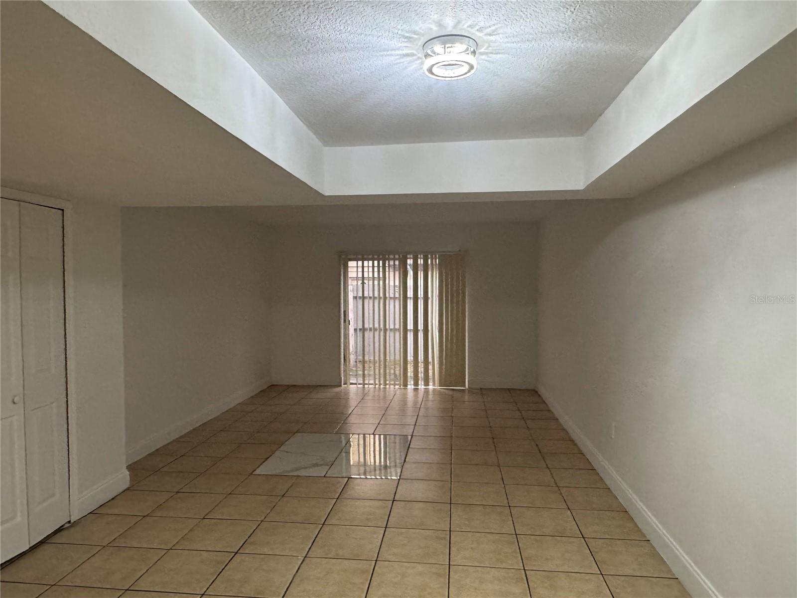 METRO/MICHIGAN PARK CONDO - Residential