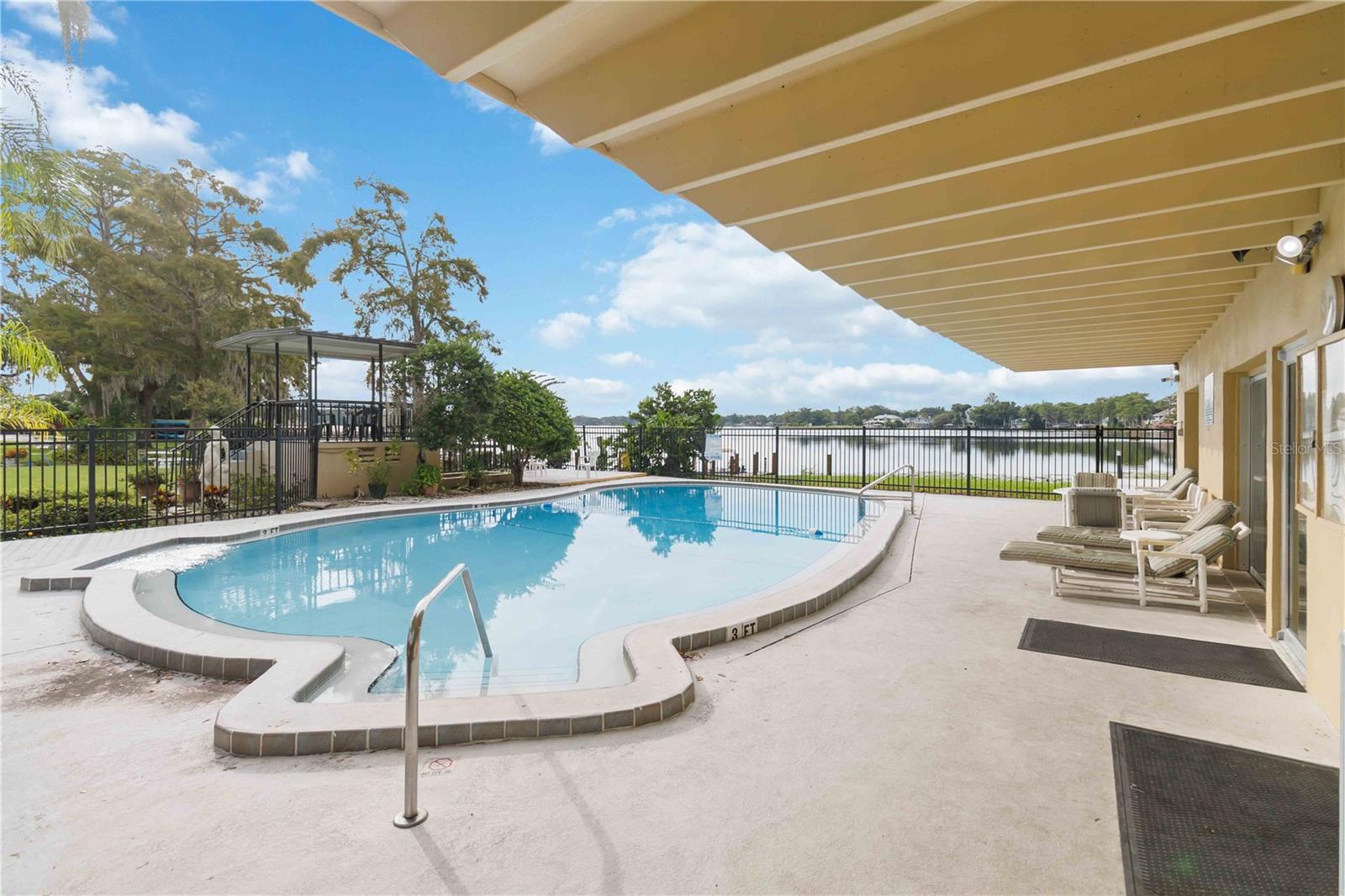 LAKESIDE MANOR APTS CONDO - Residential Lease