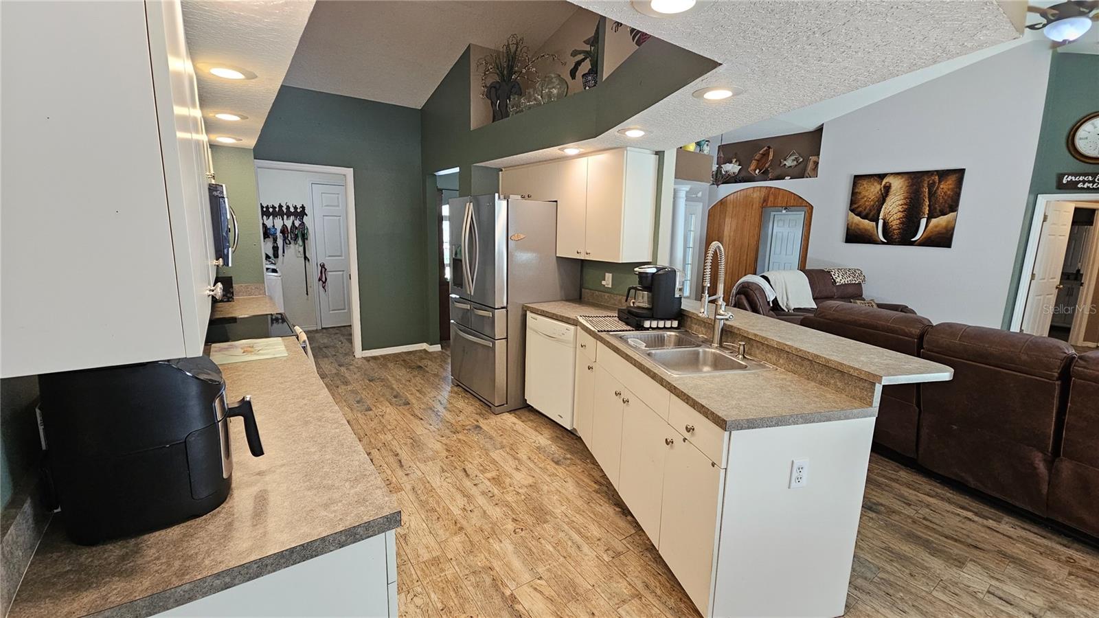 TRILBY TRAILS - Residential