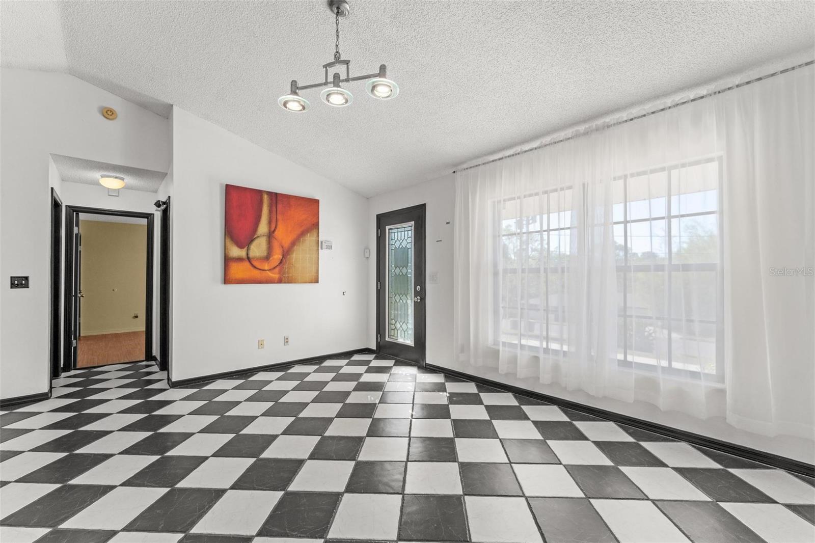 675 SHADY NOOK DRIVE