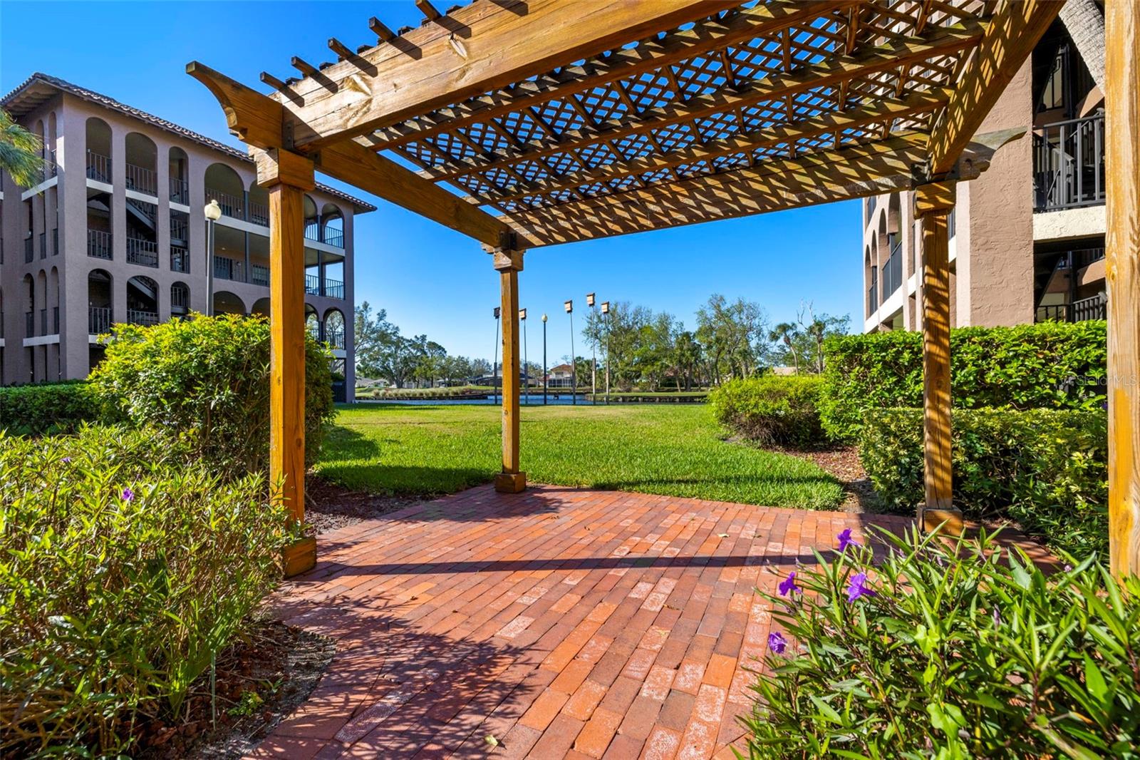 GOLFVIEW I CONDO - Residential