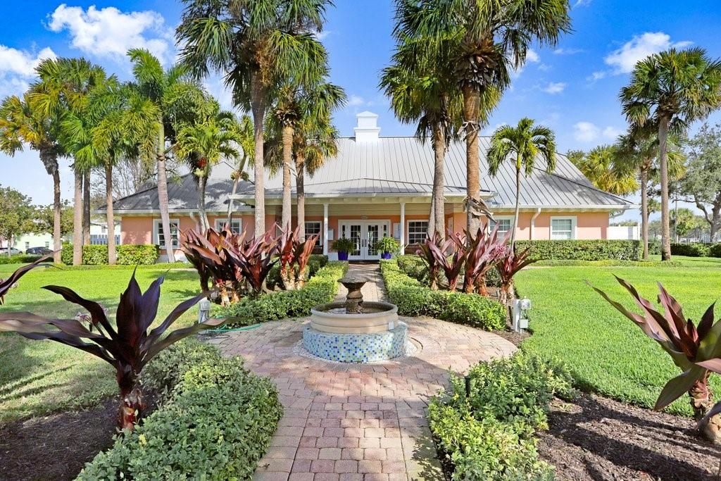 WATERSIDE AT COQUINA KEY SOUTH - Residential