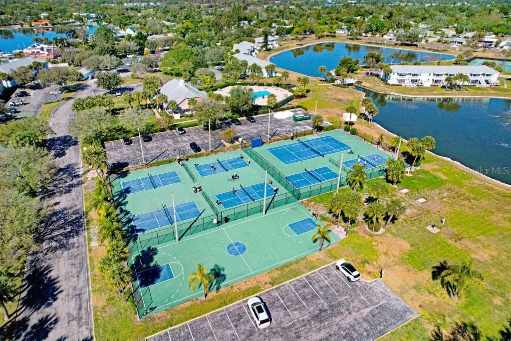 WATERSIDE AT COQUINA KEY SOUTH - Residential