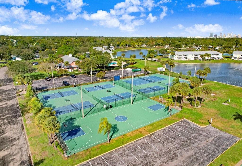 WATERSIDE AT COQUINA KEY SOUTH - Residential