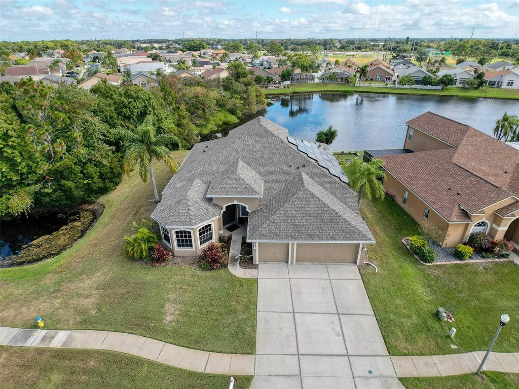 Photo of 2422 Wood Pointe Drive, Holiday, FL 34691 (MLS # W7880280)
