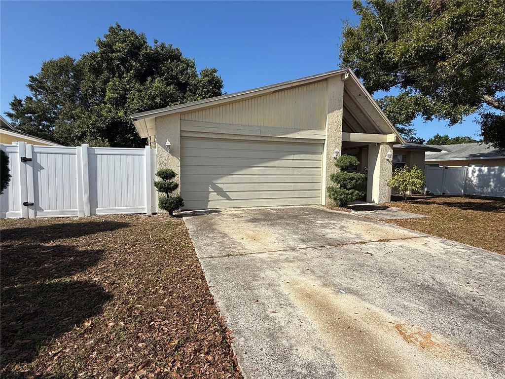 Photo of 2314 Hawthorne Drive, Clearwater, FL 33763 (MLS # TB8456867)