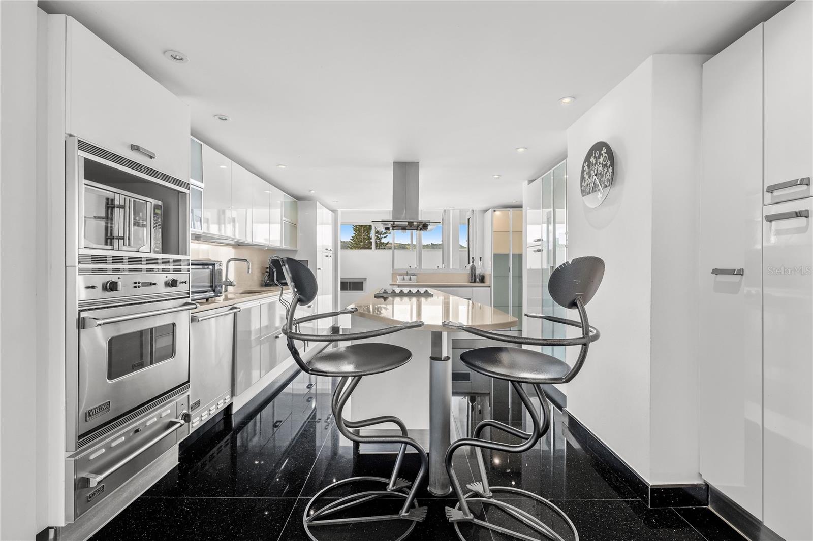 URB. LADERAS DE SAN JUAN - Residential