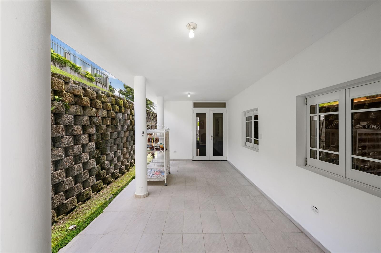 URB. LADERAS DE SAN JUAN - Residential