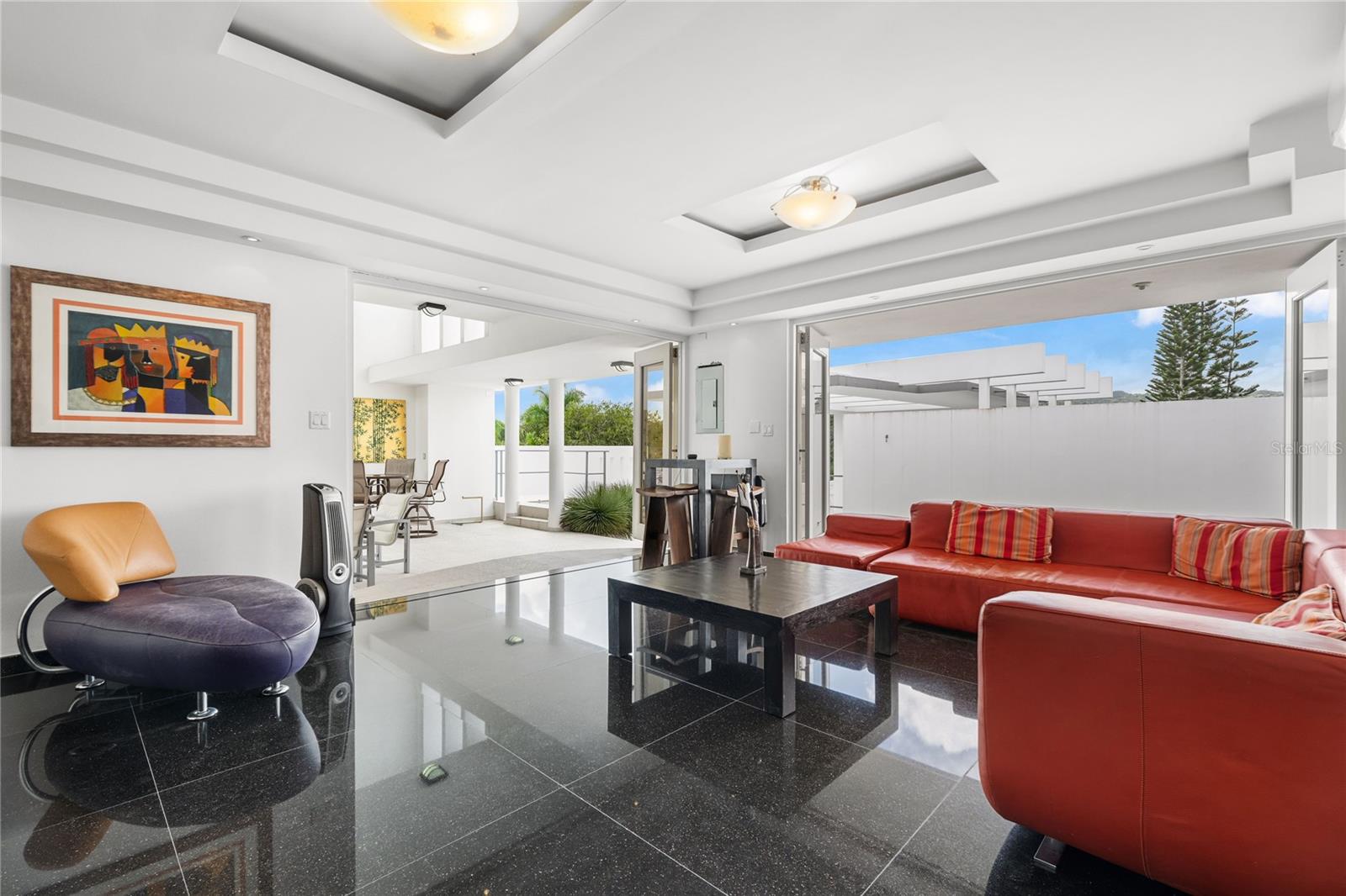 URB. LADERAS DE SAN JUAN - Residential